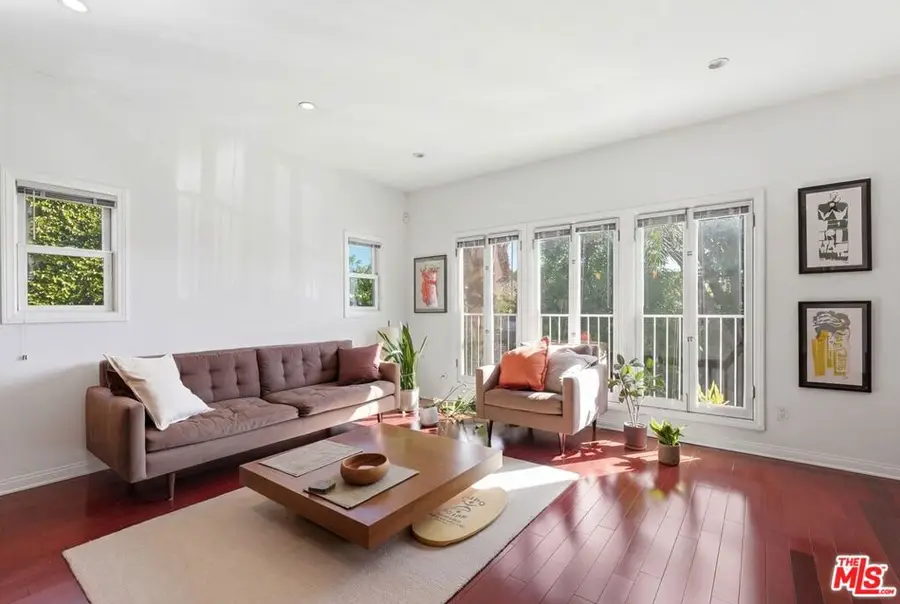 635 N Windsor Boulevard, Los Angeles, CA 90004 - #3