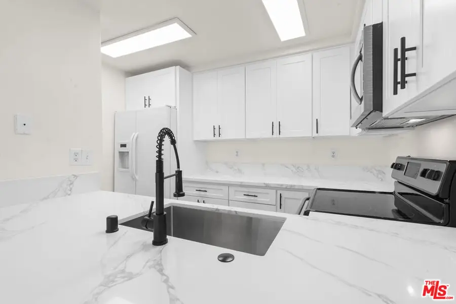 435 S Virgil Avenue #228, Los Angeles, CA 90020 - #2