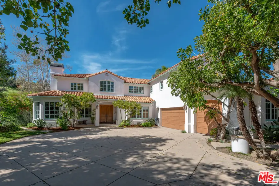 3843 Rock Hampton Drive, Tarzana, CA 91356 - #3