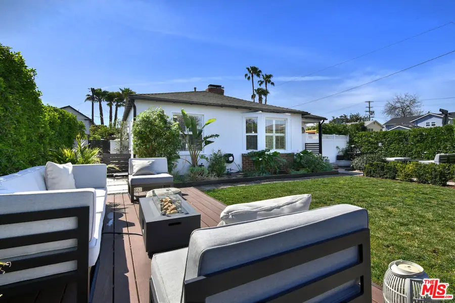 14418 Collins Street, Sherman Oaks, CA 91401 - #2