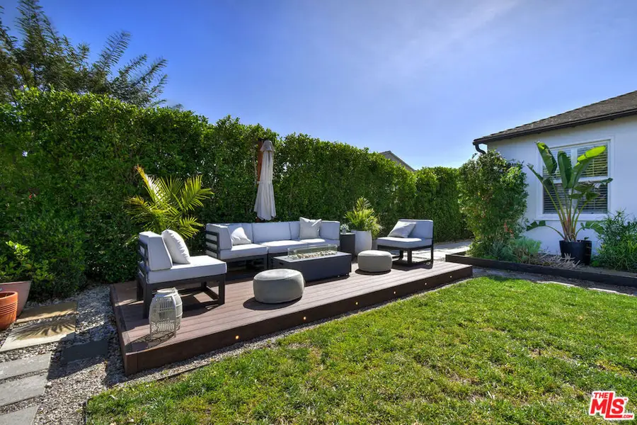 14418 Collins Street, Sherman Oaks, CA 91401 - #3