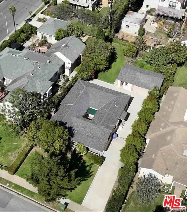 1111 Berkeley Street, Santa Monica, CA 90403