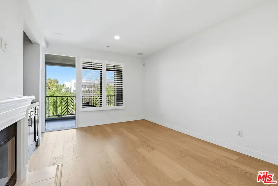 5625 Crescent Parkway #301, Playa Vista, CA 90094 - #3