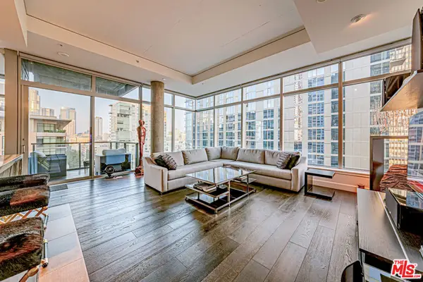 1155 S Grand Avenue #1317, Los Angeles, CA 90015