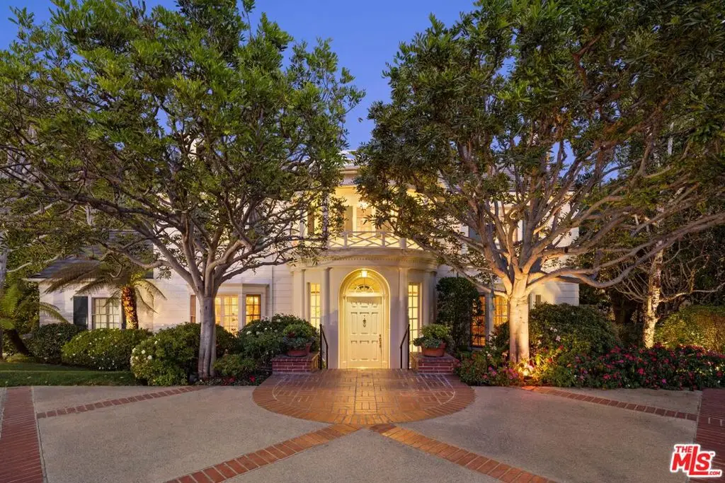524 N Rockingham Avenue, Los Angeles, CA 90049 - #1