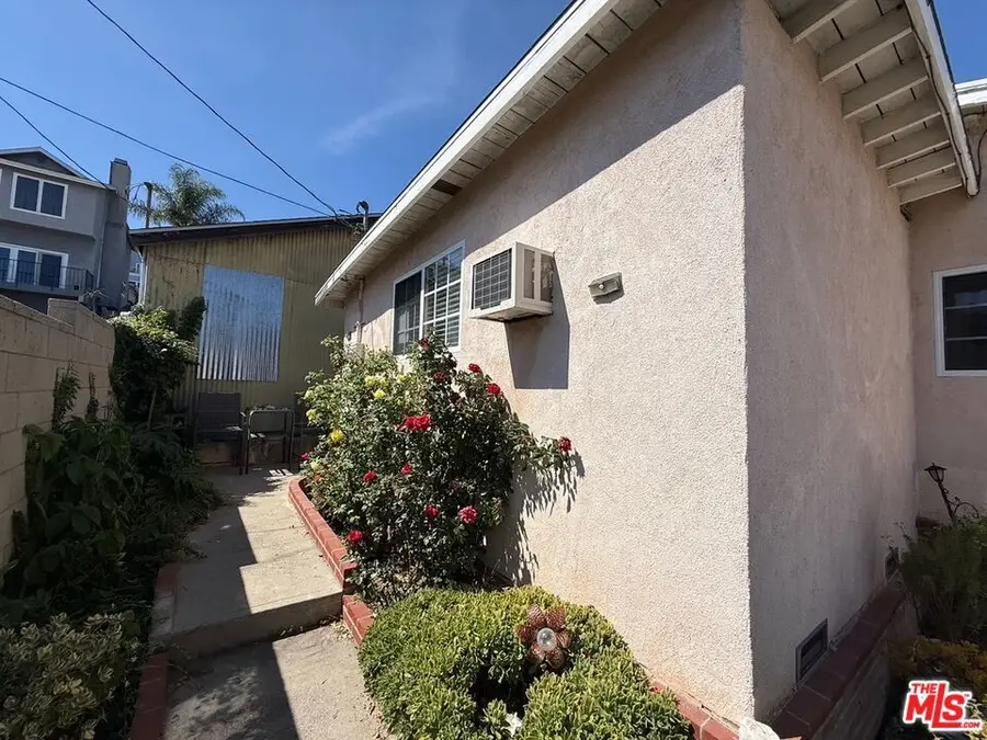 1041 W 1st Street, San Pedro, CA 90731 - #3