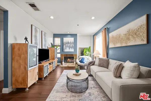 6938 Laurel Canyon Boulevard #310, North Hollywood, CA 91605