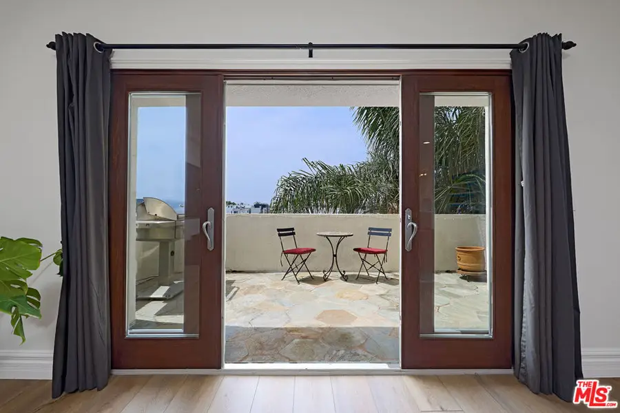 1714 Barry Avenue #D, Los Angeles, CA 90025 - #3