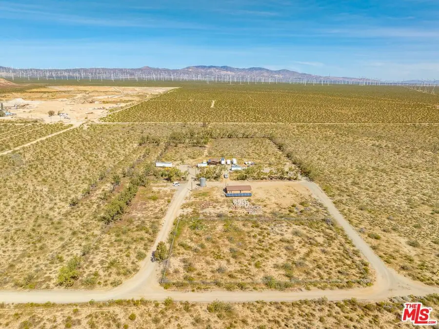 9750 W 70th Street, Mojave, CA 93501 - #2