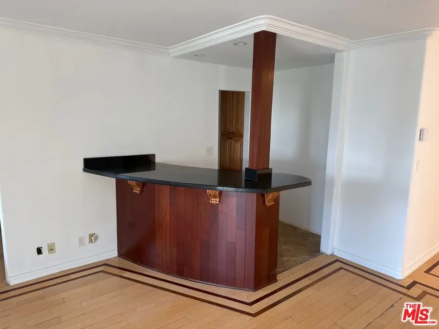 914 Lincoln Boulevard #301, Santa Monica, CA 90403 - #3