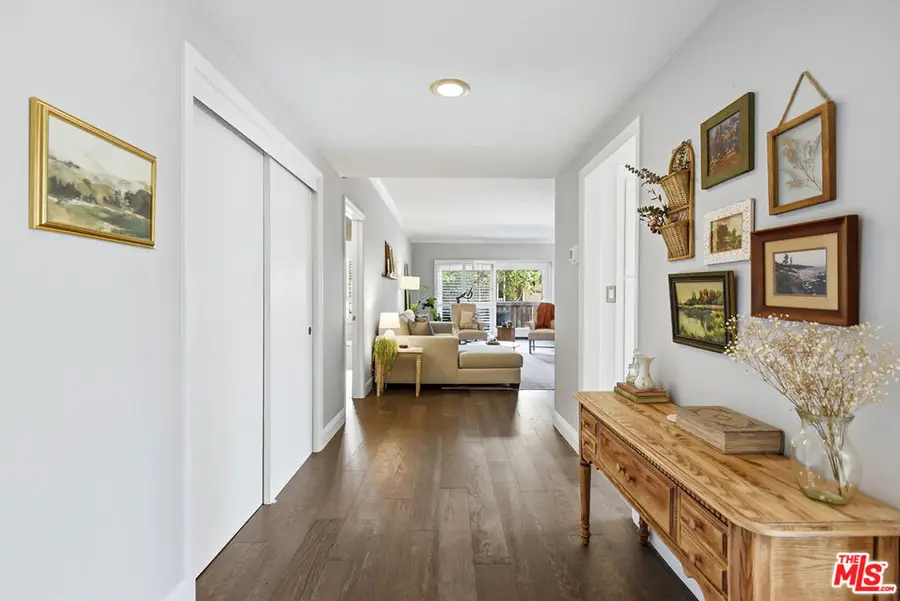 5625 Cambridge Way #204, Culver City, CA 90230 - #3