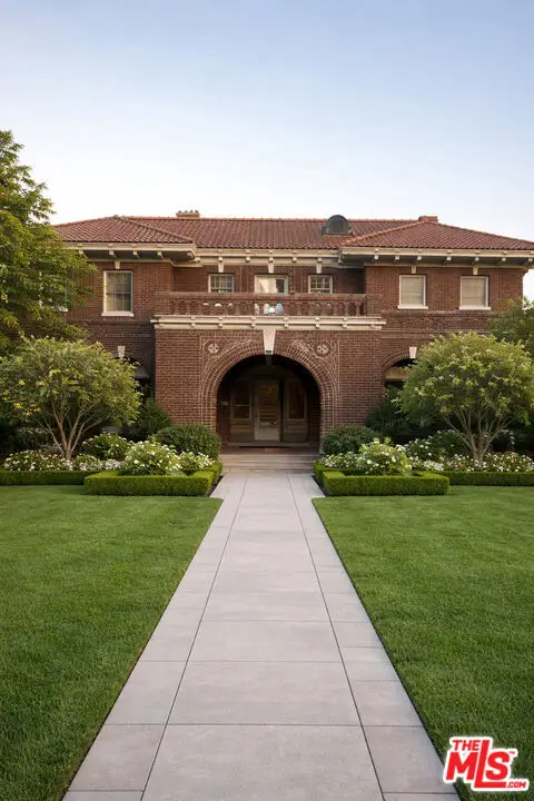 1130 Westchester Place, Los Angeles, CA 90019 - #2