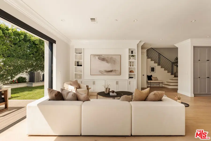 8109 Mcconnell Avenue, Los Angeles, CA 90045 - #3