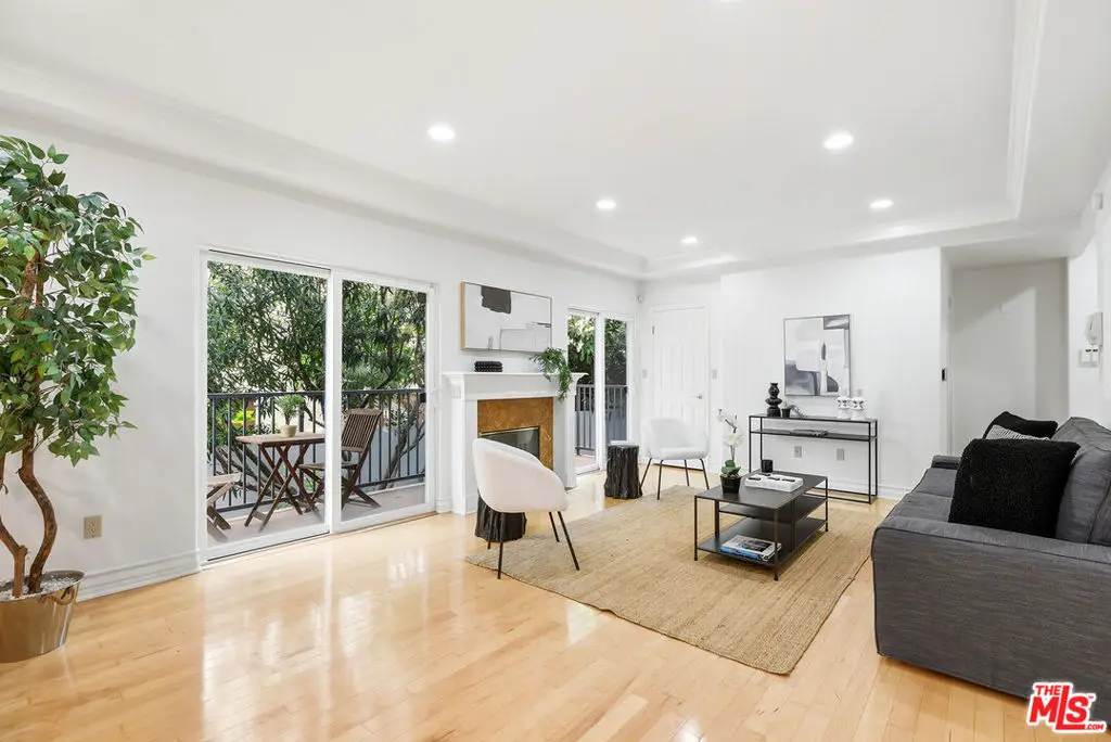 1712 S Barrington Avenue #5, Los Angeles, CA 90025 - #1