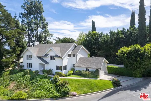 3592 Alana Drive, Sherman Oaks, CA 91403