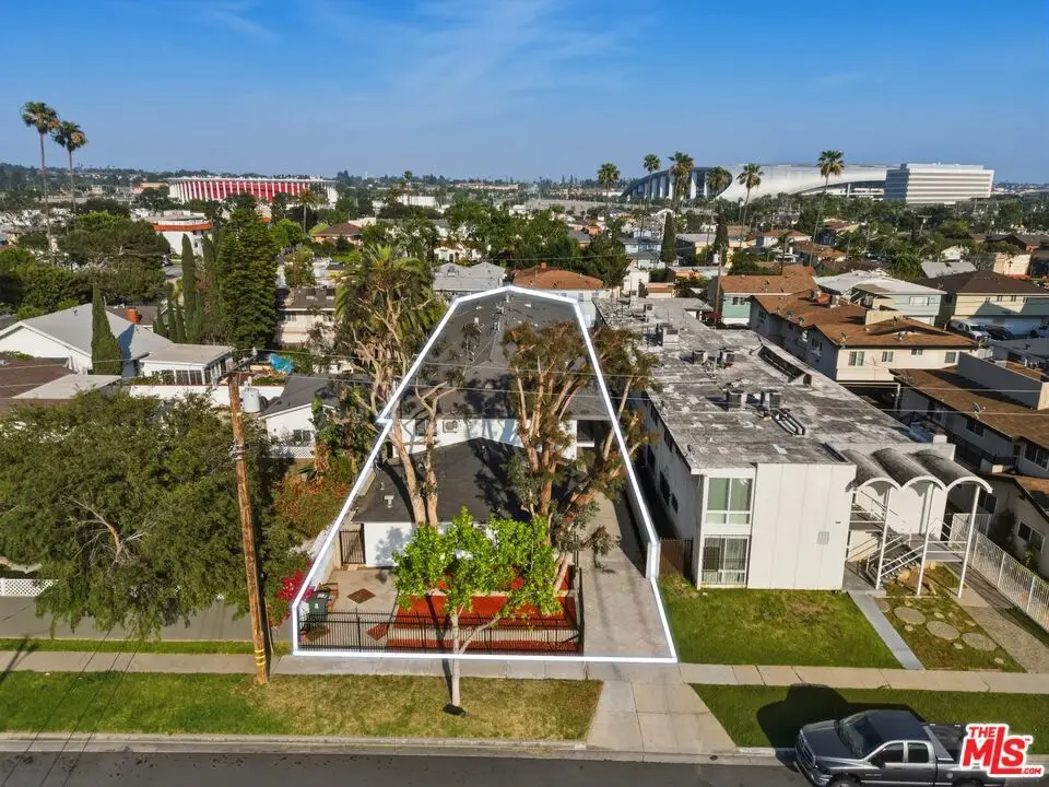 614 Myrtle Avenue, Inglewood, CA 90301 - #1