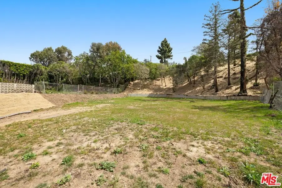 1018 Maroney Lane, Pacific Palisades, CA 90272 - #2