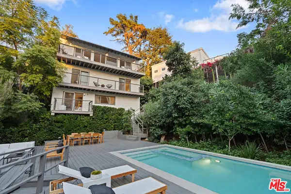 2753 La Cuesta Drive, Los Angeles, CA 90046