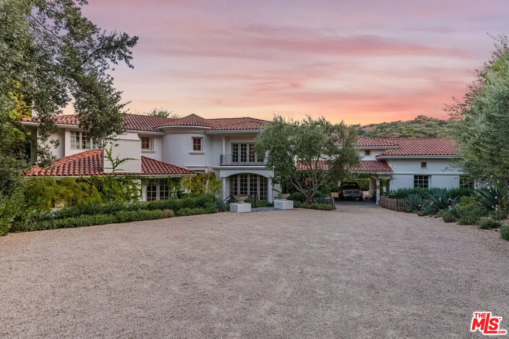 20580 Natoma Estates Drive, Woodland Hills, CA 91364 - #1