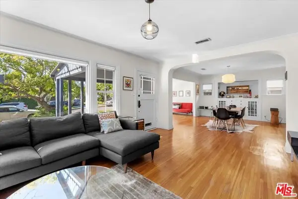 1282 Meadowbrook Avenue, Los Angeles, CA 90019