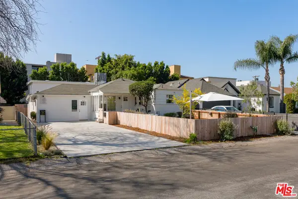 11322 Bessemer Street, North Hollywood, CA 91606