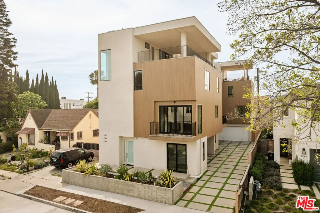 1749 1/2 S Marvin Avenue, Los Angeles, CA 90019 - #1
