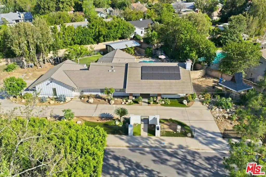 10940 Andora Avenue, Chatsworth, CA 91311 - #1