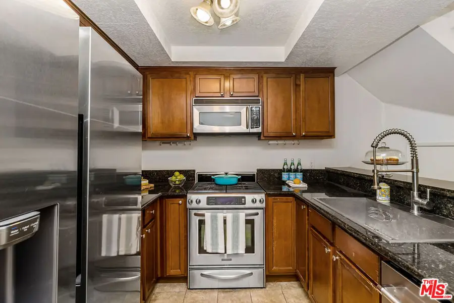 1633 S Bentley Avenue #306, Los Angeles, CA 90025 - #3