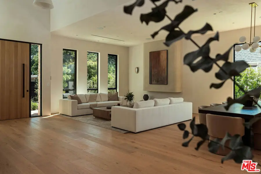 4447 Matilija Avenue, Sherman Oaks, CA 91423 - #3