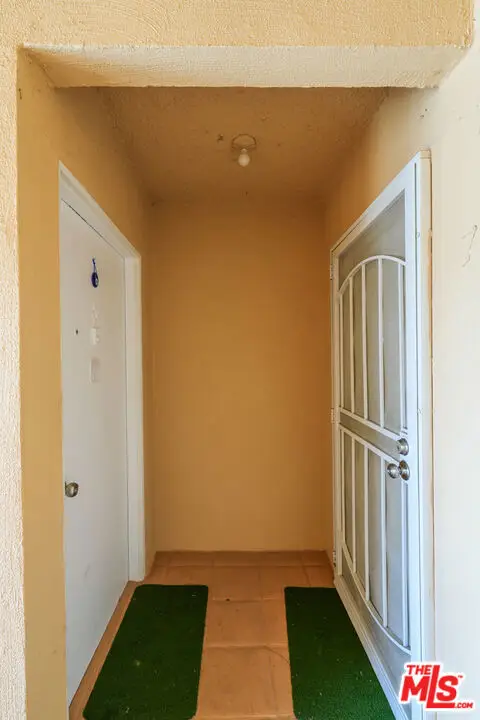 4320 Russell Avenue, Los Angeles, CA 90027 - #3