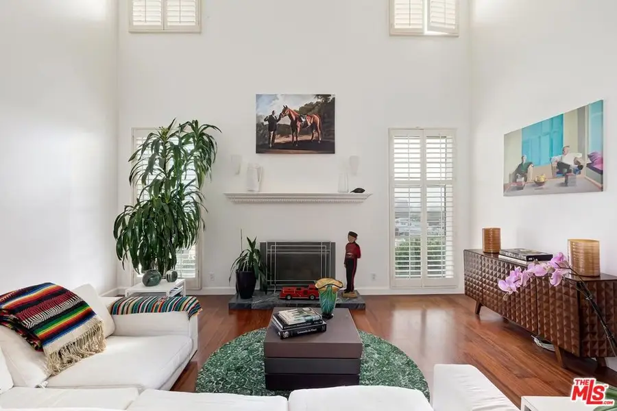 964 Hancock Avenue #302, West Hollywood, CA 90069 - #2