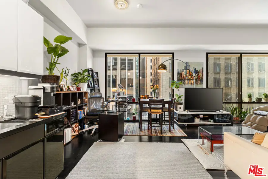 655 S Hope Street #701, Los Angeles, CA 90017 - #2