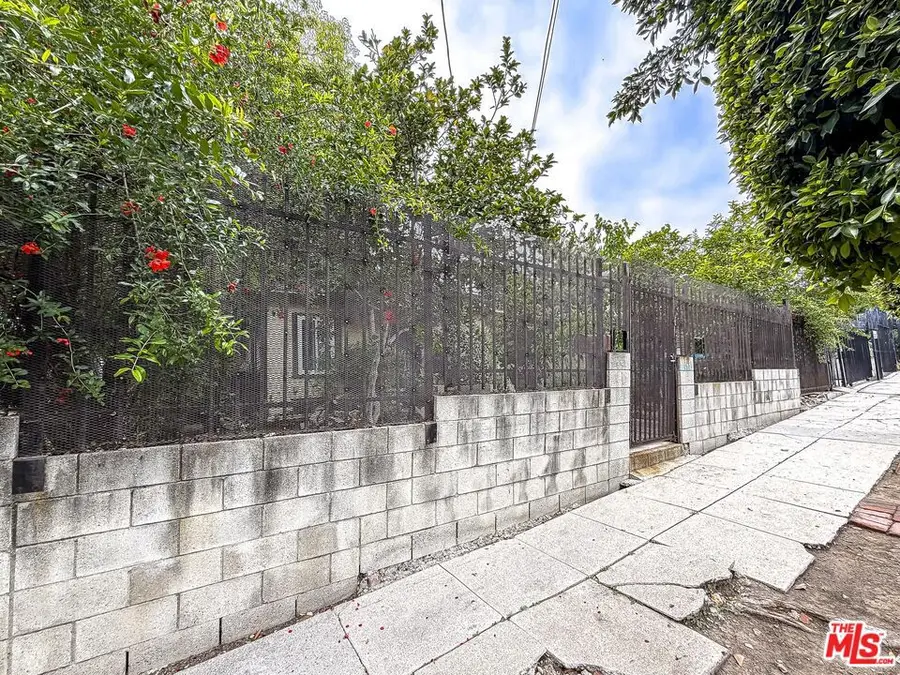 447 N Commonwealth Avenue, Los Angeles, CA 90004 - #3