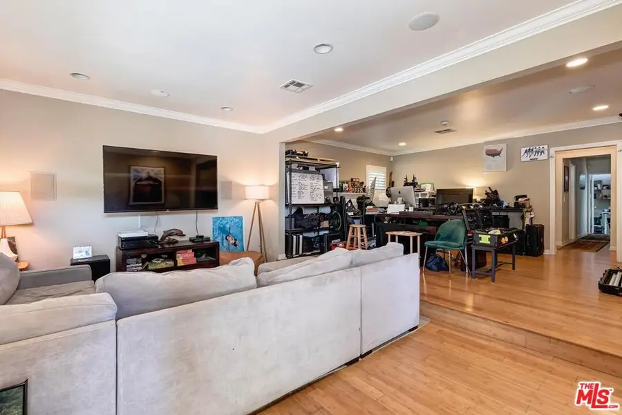 3240 Mcmanus Avenue, Los Angeles, CA 90034 - #3