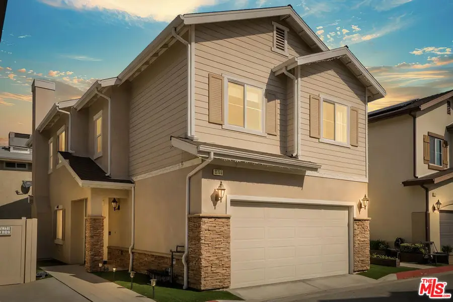 22755 Walnut Park Lane #5, Newhall, CA 91321 - #2