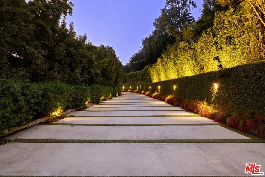 822 N Kenter, Los Angeles, CA 90049 - #2