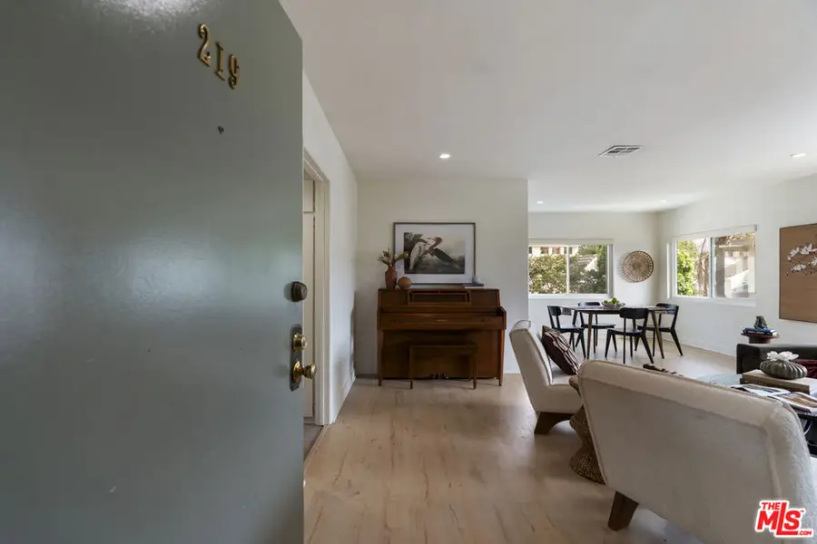 5055 Coldwater Canyon Avenue #219, Sherman Oaks, CA 91423 - #2