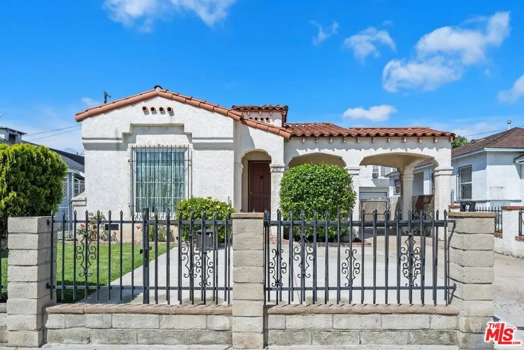 207 W 85th Street, Los Angeles, CA 90003 - #1
