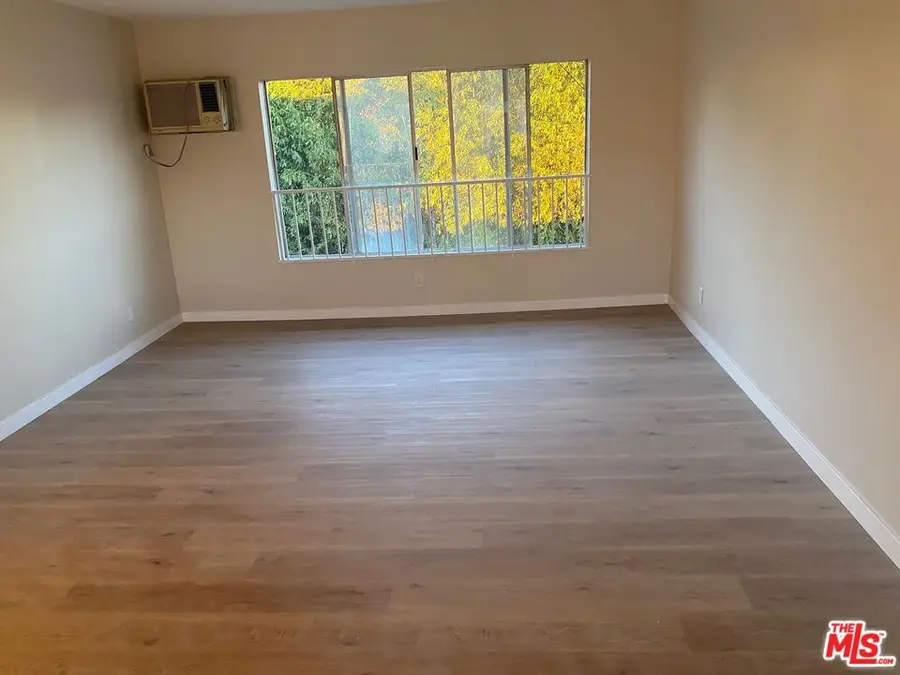 512 Evergreen Street #309, Inglewood, CA 90302 - #2