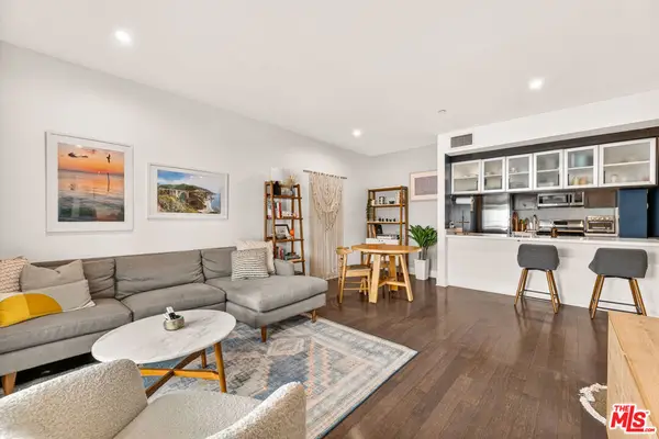 1700 Sawtelle Boulevard #208, Los Angeles, CA 90025