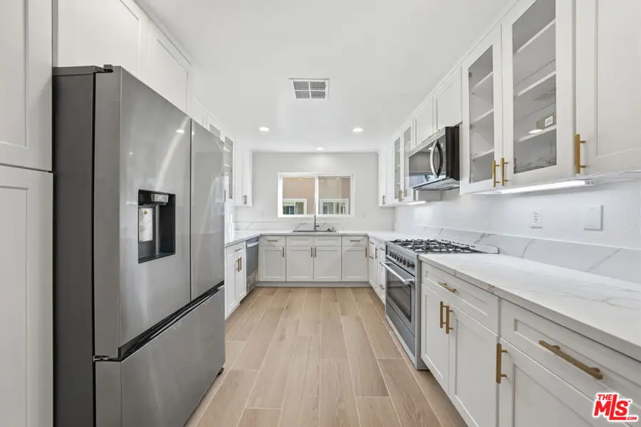 25715 Wagner Way #B, Stevenson Ranch, CA 91381 - #2