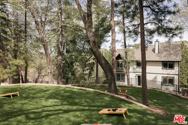 958 Lucerne Lane, Lake Arrowhead, CA 92352