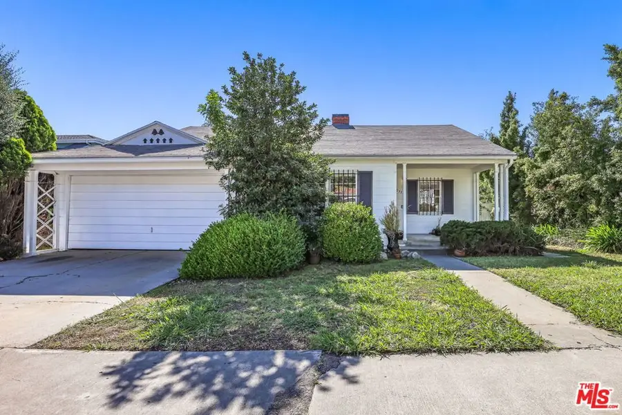 2035 Castle Heights Avenue, Los Angeles, CA 90034 - #2