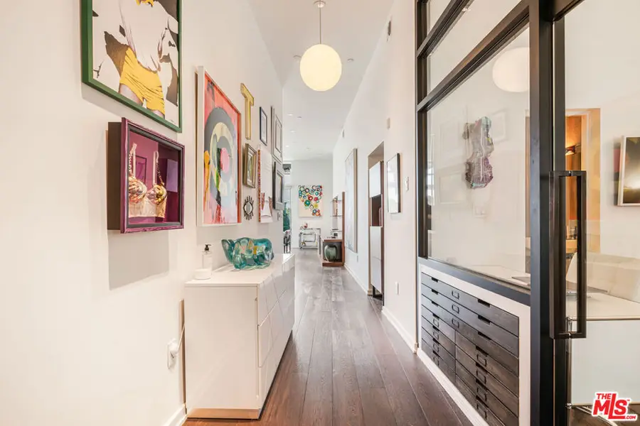 751 N Fairfax Avenue #4, Los Angeles, CA 90046 - #3