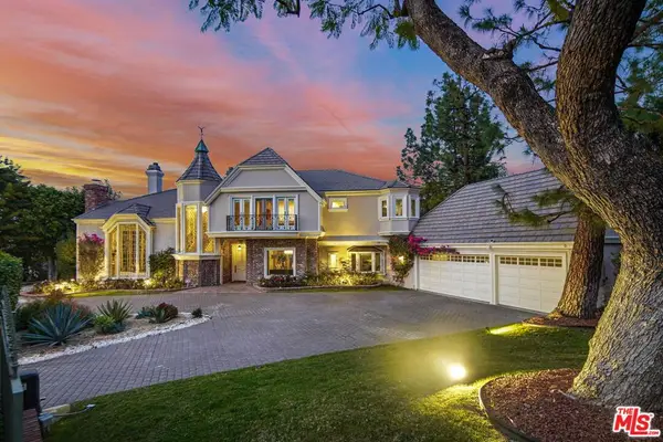 3819 Vista Linda Drive, Encino, CA 91316
