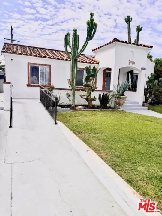 2940 Live Oak Street, Huntington Park, CA 90255 - #3