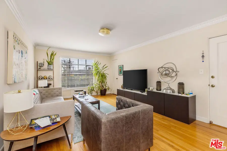 1425 N Hayworth Avenue, West Hollywood, CA 90046 - #2