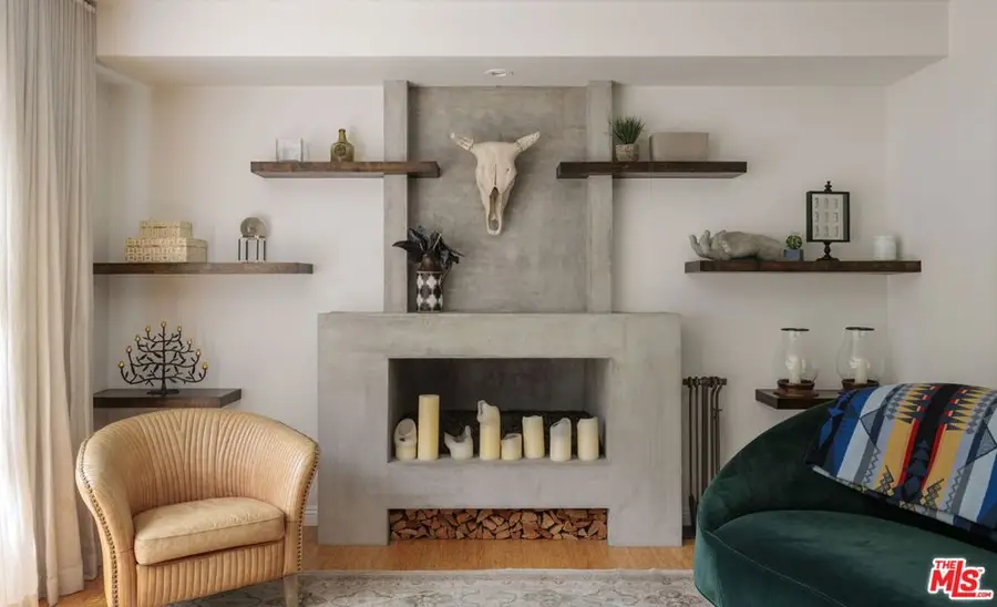 3400 Camino De La Cumbre, Sherman Oaks, CA 91423 - #3