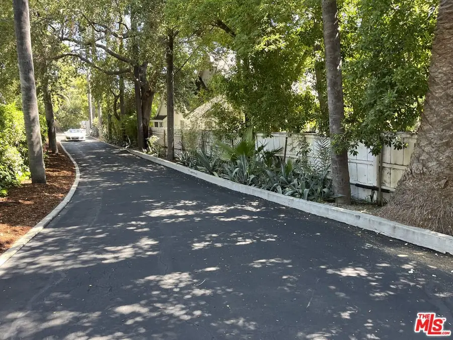 17036 Rancho Street, Encino, CA 91316 - #3