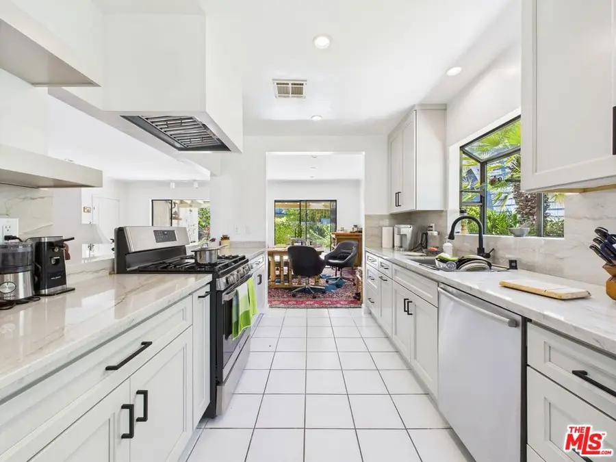 7449 Kentwood Avenue, Los Angeles, CA 90045 - #2